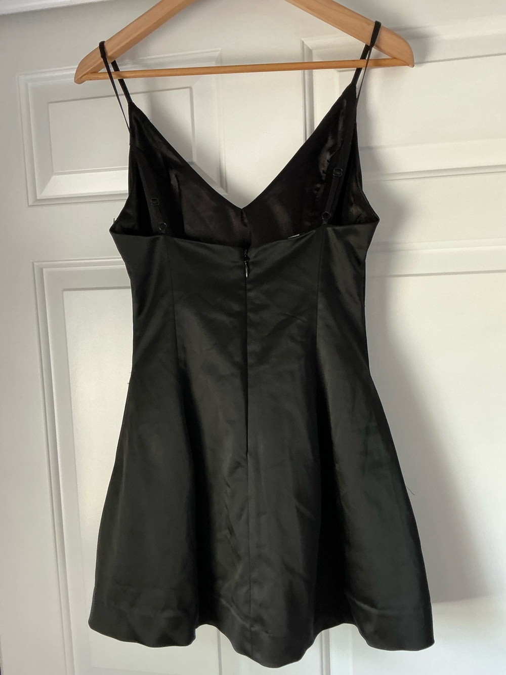bebe Black Satin V-Neck Cocktail Mini Dress 6 - Picture 3 of 15